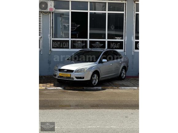 İNCİRLİK AUTO'DAN FULL BAKIMLI FORD FOCUS