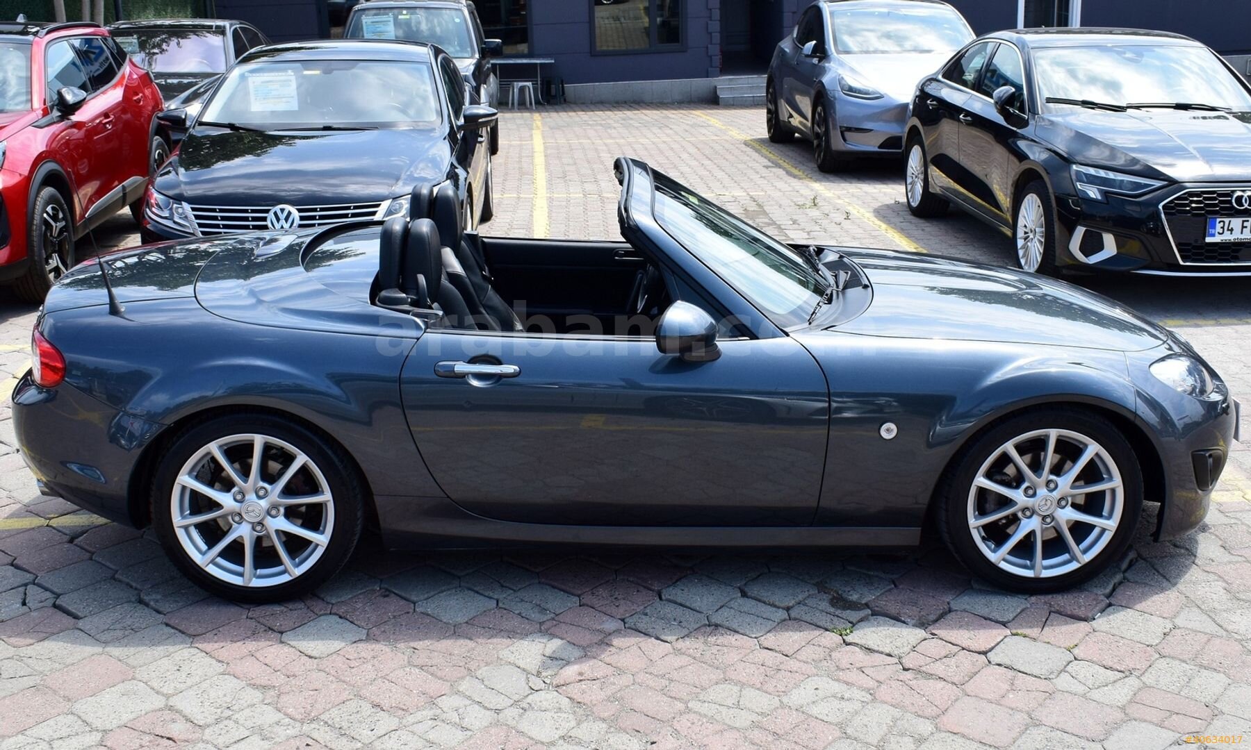 Galeriden Mazda MX MX-5 2.0 2012 Model İstanbul 123.000 km Füme 7