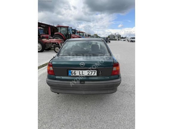 1998 MODEL OPEL ASTRA 1.6 GL
