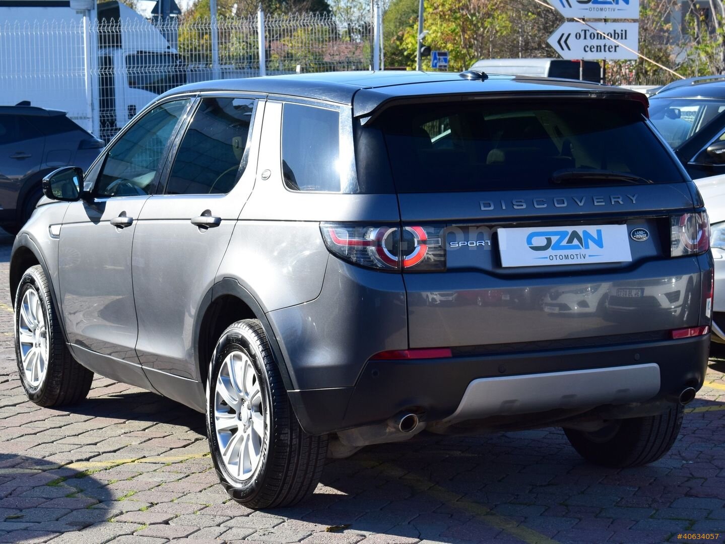 Galeriden Land Rover Discovery Sport 2.0 TD4 HSE 2016 Model İstanbul 174.000 km Füme 4
