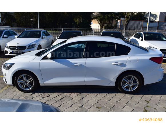 MAZDA OZAN'DAN 223 BİNDE %20KDV DİZEL OTOMATİK 2021 FOCUS TRENDX
