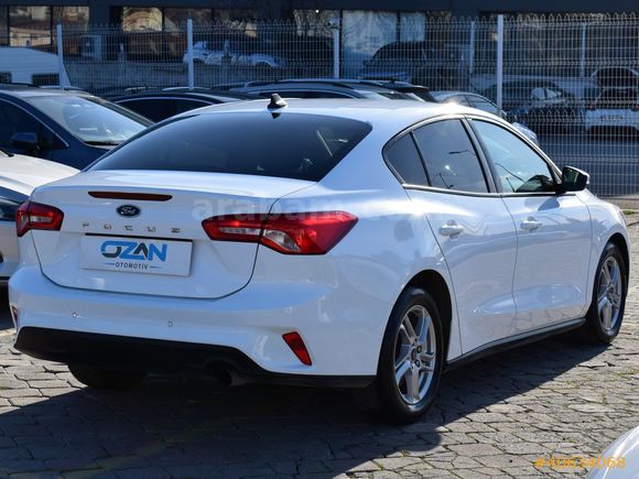 MAZDA OZAN'DAN 223 BİNDE %20KDV DİZEL OTOMATİK 2021 FOCUS TRENDX