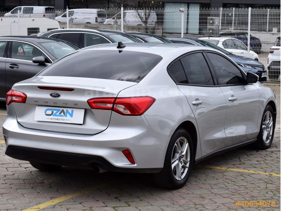 MAZDA OZAN'DAN 203 BİNDE %20KDV DİZEL OTOMATİK 2021 FOCUS TRENDX
