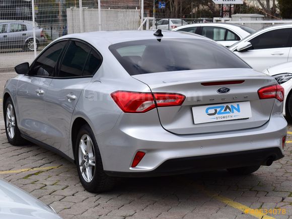 MAZDA OZAN'DAN 203 BİNDE %20KDV DİZEL OTOMATİK 2021 FOCUS TRENDX