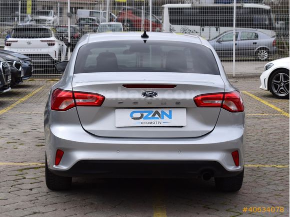 MAZDA OZAN'DAN 203 BİNDE %20KDV DİZEL OTOMATİK 2021 FOCUS TRENDX
