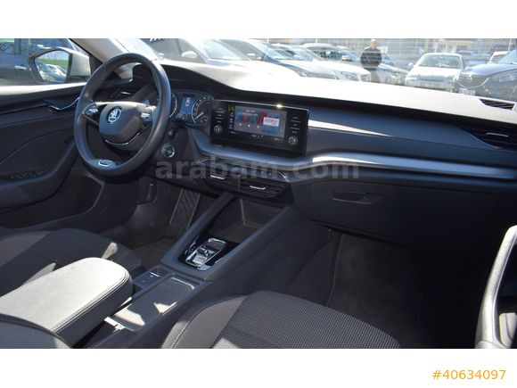 MAZDA OZAN'DAN 43.000 KMDE 2022 SKODA OCTAVIA 1.5 E-TEC ELITE