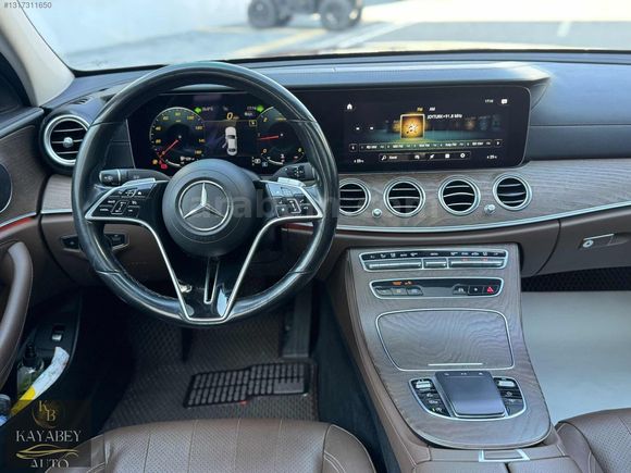 2022 MERCEDES E200D EXCLUSİVE CAM TAVAN-VAKUM-HAFIZA-ISITMA