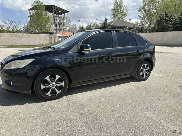 Sahibinden Ford Focus 1.6 Comfort 2011 Model Van 139.868 km Siyah