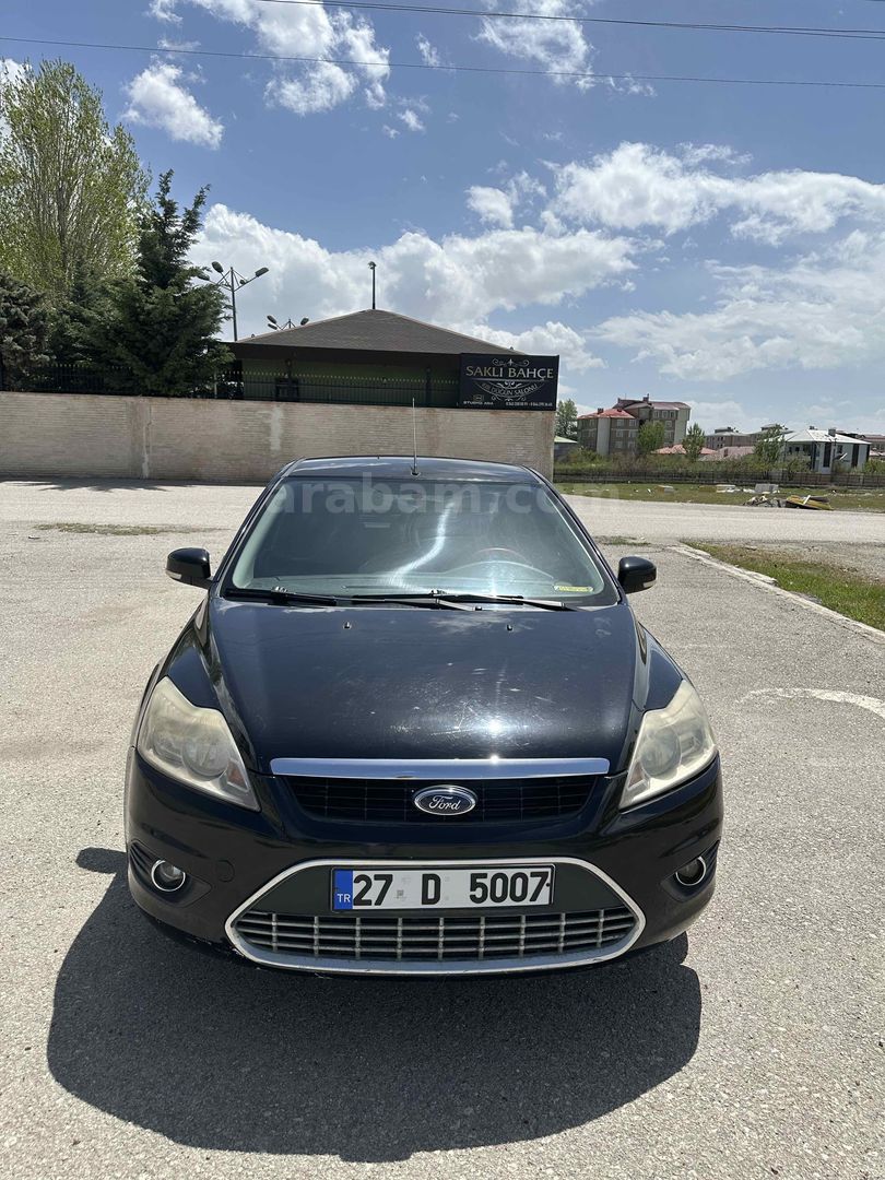 Sahibinden Ford Focus 1.6 Comfort 2011 Model Van 139.868 km Siyah