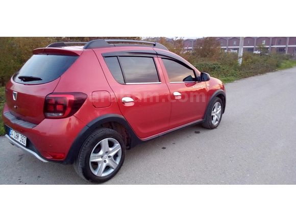 Sahibinden Dacia Sandero 0.9 TCe Stepway 2018 Model