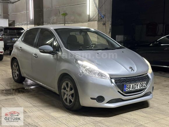 Sorunsuz temiz peugeot 208