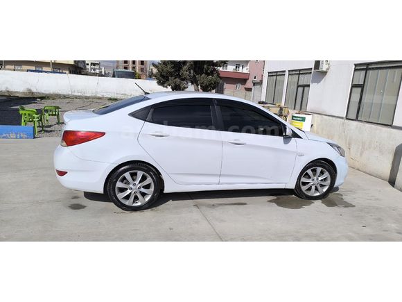 Sahibinden Hyundai Accent Blue (tek fiyat)