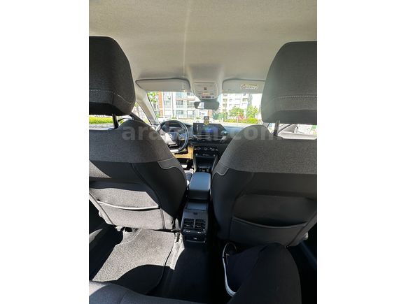 Sahibinden Citroen C4 X 1.2 PureTech Shine 2024 Model Mersin