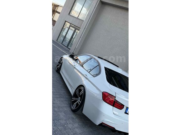 Değişensiz 320d sunroof 184hp