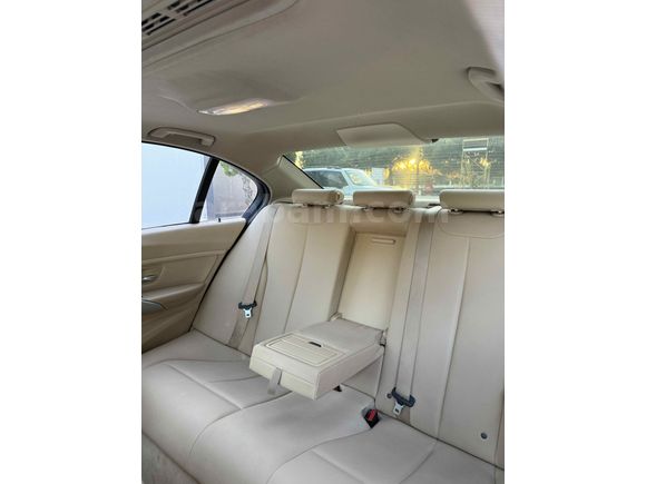Değişensiz 320d sunroof 184hp