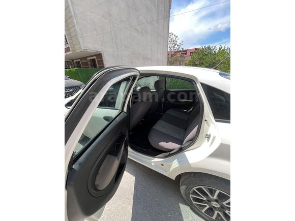 Sahibinden Fiat Linea 1.3 Multijet Active Plus 2013 Model