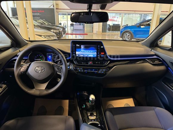 2017 TOYOTA C-HR 1.2 TURBO 4X2 DYNAMIC MULTIDRIVE S