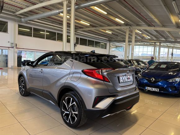 2017 TOYOTA C-HR 1.2 TURBO 4X2 DYNAMIC MULTIDRIVE S