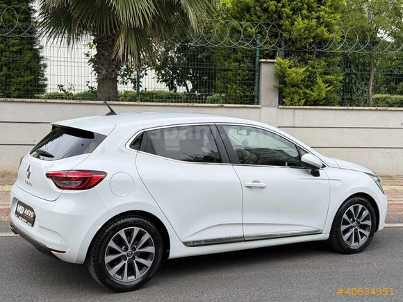 CLİO İCON OTOMATİK BEYAZ