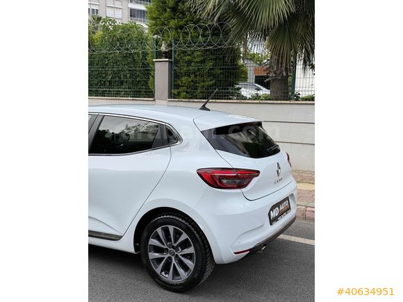 CLİO İCON OTOMATİK BEYAZ
