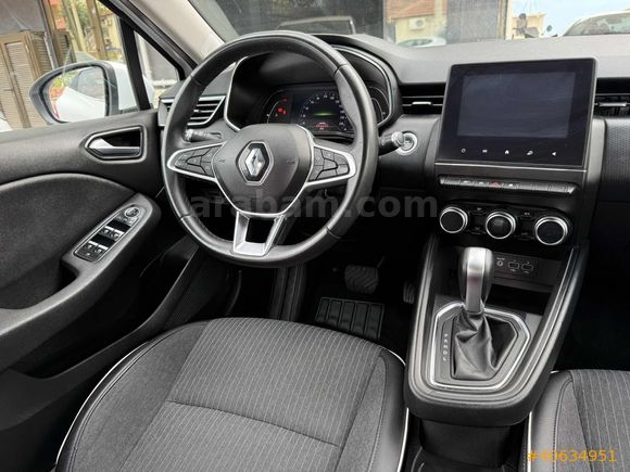 CLİO İCON OTOMATİK BEYAZ