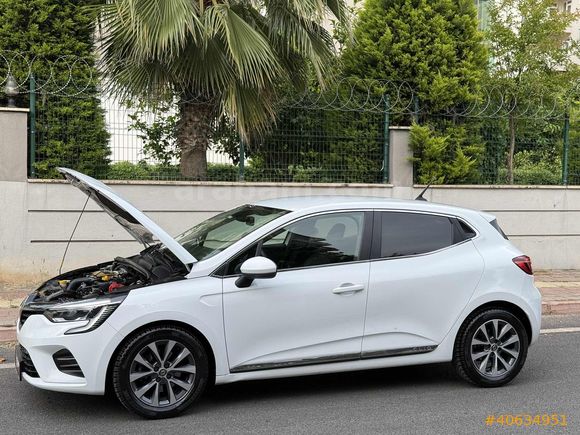 CLİO İCON OTOMATİK BEYAZ