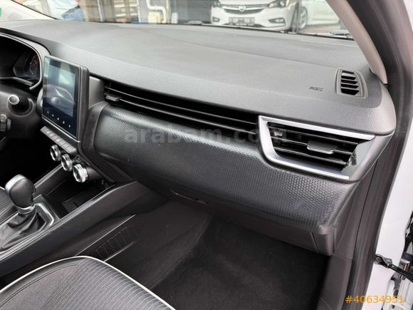 CLİO İCON OTOMATİK BEYAZ