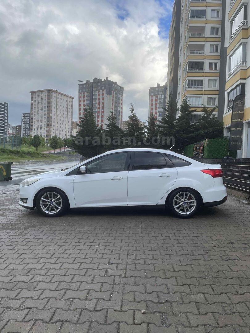Sahibinden Ford Focus 1.6 Ti-VCT Trend X 2015 Model 271.000 km Beyaz 4