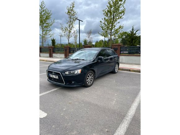 Sahibinden Mitsubishi Lancer 1.6 Invite 2011 Model