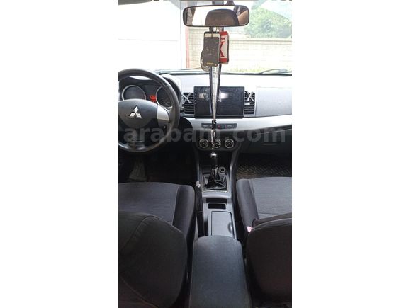 Sahibinden Mitsubishi Lancer 1.6 Invite 2011 Model