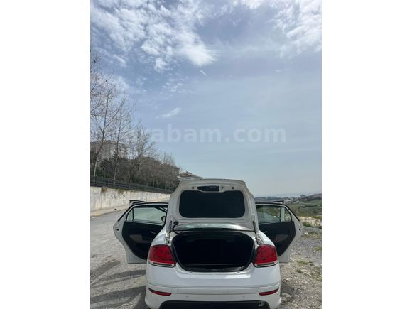 Sahibinden Fiat Linea 1.3 Multijet Urban 2014 Model  162.000 km Beyaz