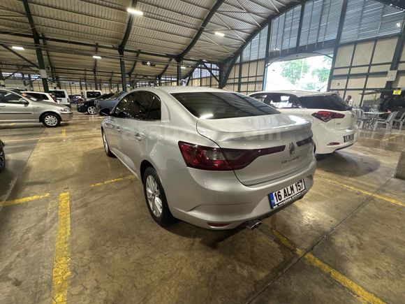 GOZDE OTODAN MEGANE 1.5 DCİ 2017 MODEL