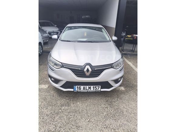 Galeriden Renault Megane 1.5 dCi Touch 2017 Model Bursa
