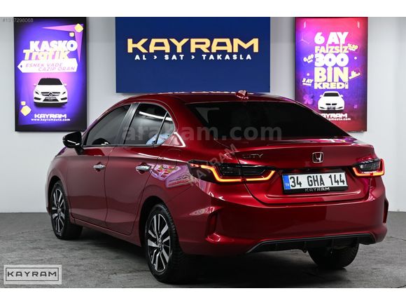 KAYRAM'DAN ŞİMDİ AL, 3 AY SONRA ÖDEMEYE BAŞLA