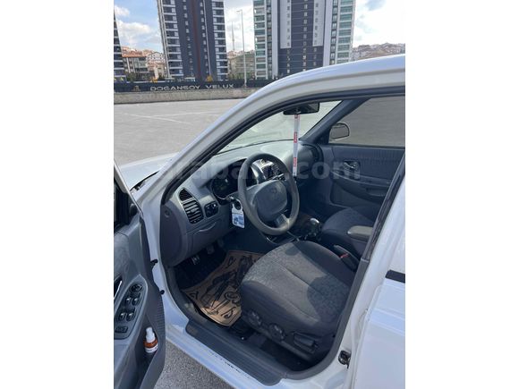 Sahibinden Hyundai Accent 1.6 Admire 2005 Model 