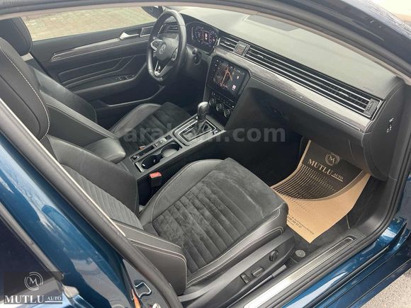 MUTLUDAN BOYASIZ HATASIZ 2020 PASSAT 1.6 TDI ELEGANCE SERVİS BKM