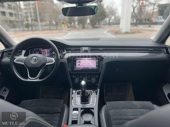 MUTLUDAN BOYASIZ HATASIZ 2020 PASSAT 1.6 TDI ELEGANCE SERVİS BKM
