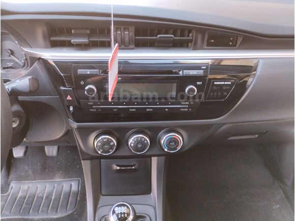 EMSALSİZ TEMİZLİKTE 2015 COROLLA • BOYASIZ