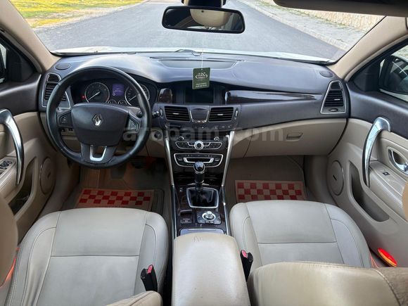 Sahibinden Renault Latitude 1.5 dCi Executive 2011 Model