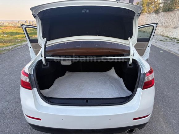 Sahibinden Renault Latitude 1.5 dCi Executive 2011 Model