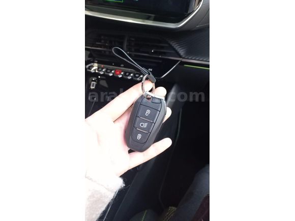 Sahibinden Peugeot 2008 1.2 PureTech GT 2025 Model