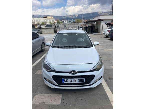 Sahibinden Hyundai i20 1.2 MPI Jump 2015 Model 