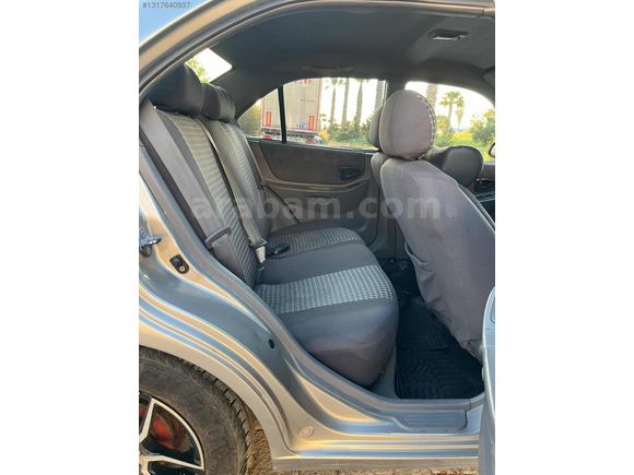 ŞİMŞEK AUTO'DAN HYUNDAİ ACCENT 1.3 BENZİNLİ 4 SİLİNDİR KLİMALI