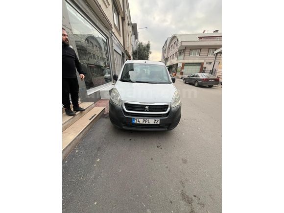 Sahibinden Peugeot Partner 1.6 HDI Comfort Pack 2015 Model
