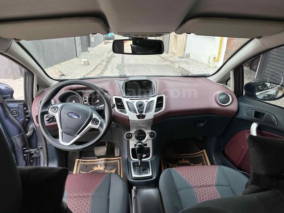 Sahibinden Ford Fiesta 1.4 Titanium 2011 Model 