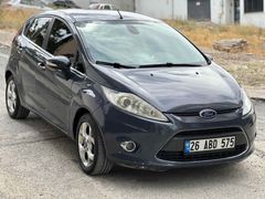 Sahibinden Ford Fiesta 1.4 Titanium 2011 Model 