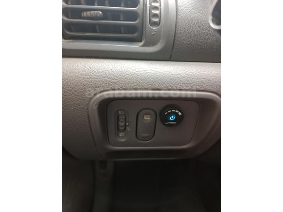 Sahibinden Renault Clio 1.4 Dynamique 2002 Model
