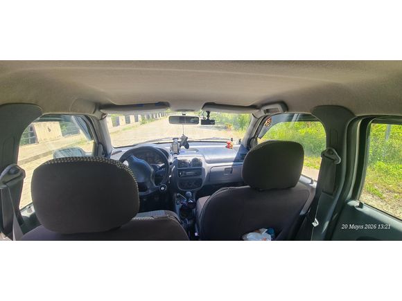 Sahibinden Renault Clio 1.4 RNA 2000 Model