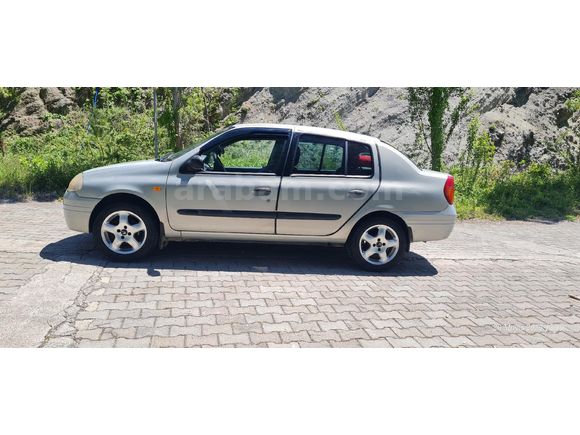 Sahibinden Renault Clio 1.4 RNA 2000 Model