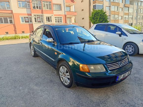 Sahibinden Volkswagen Passat 1.8 Basic 1997 Model